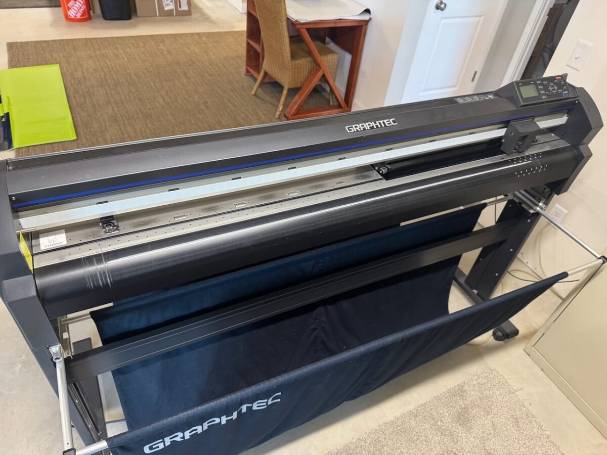 Used Graphtec FC8600 54" Plotter cust0000298 - Image 1